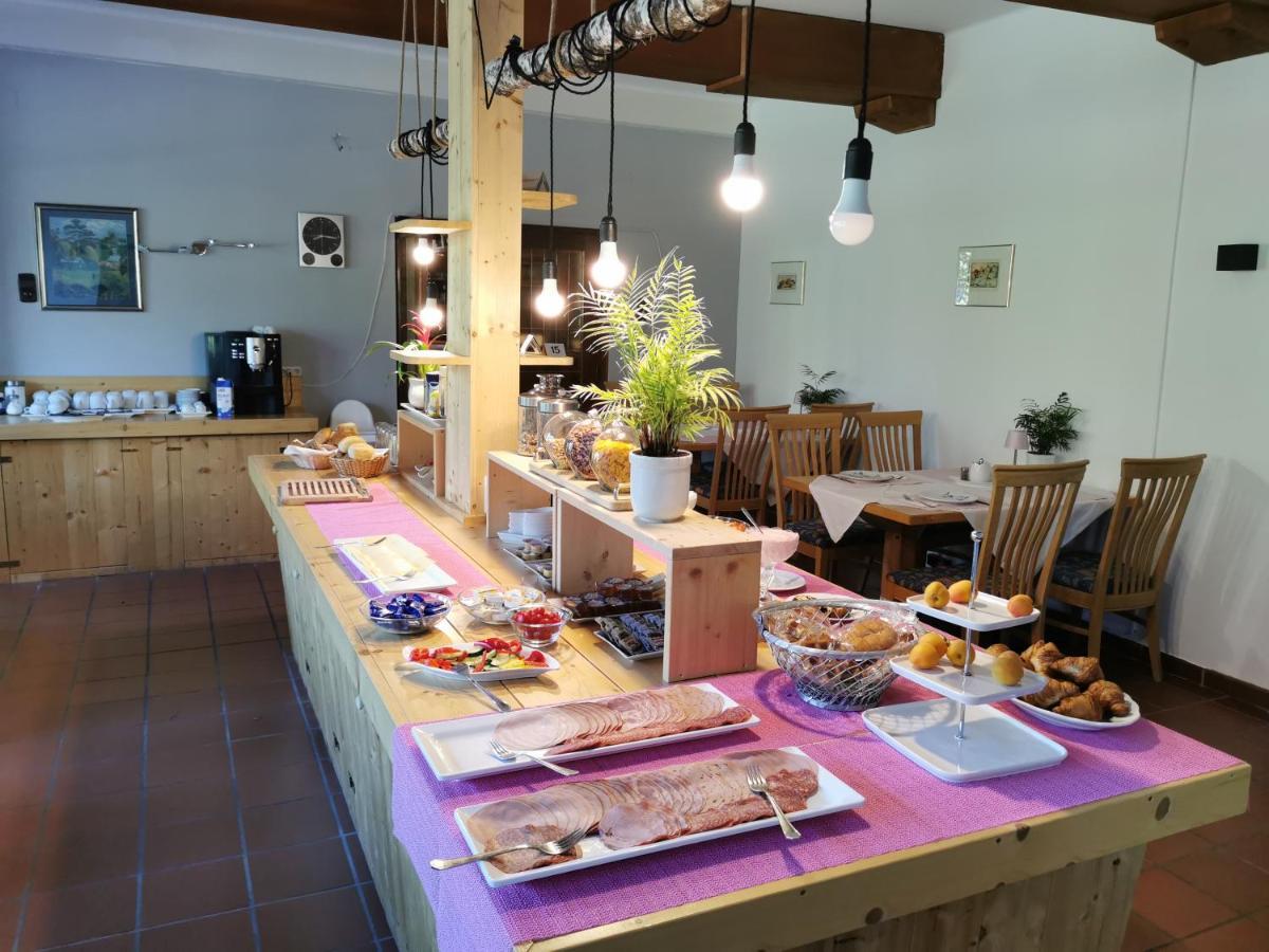 Landhotel Kastanienhof Gundersheim Exteriér fotografie